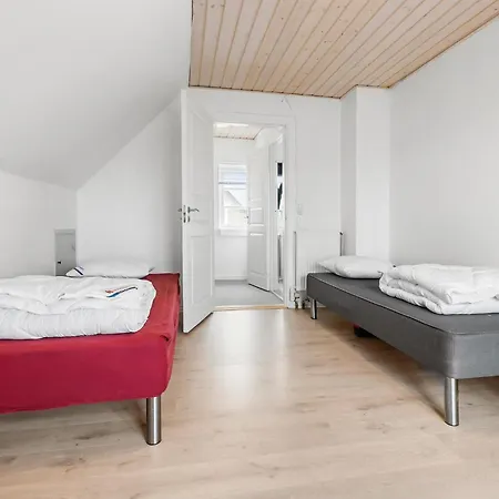 5 Bedroom Gorgeous In